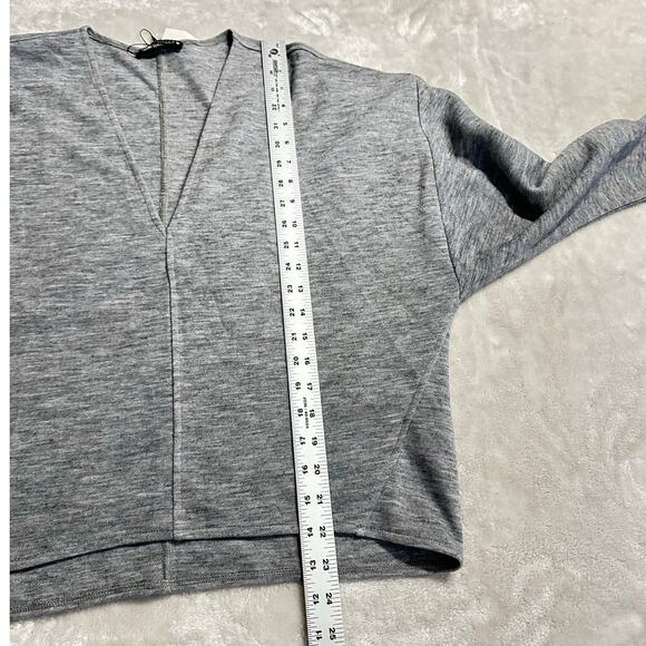 Zara Pullover Sweater Women's Small Gray V-Neck Long Sleeve Ovversized NWT - Picture 8 of 8